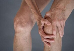 The knee is self -mass with arthrosis